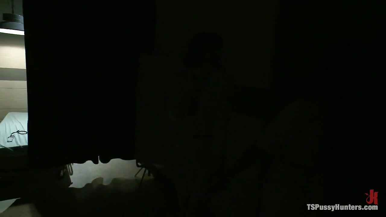 The Nurses Kinky Sex: in the Dark and Finding Her Cock