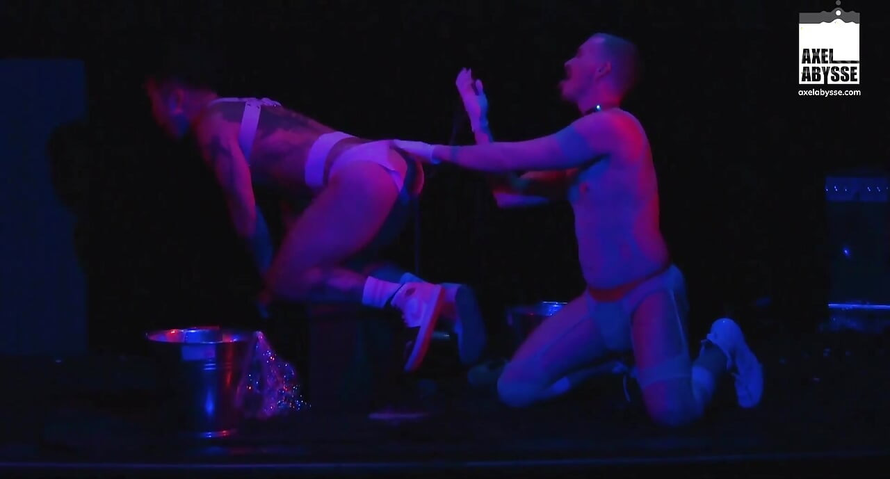 Live Fisting Performance With Anal Warriors Axel Abysse And Yoshi Kawasaki