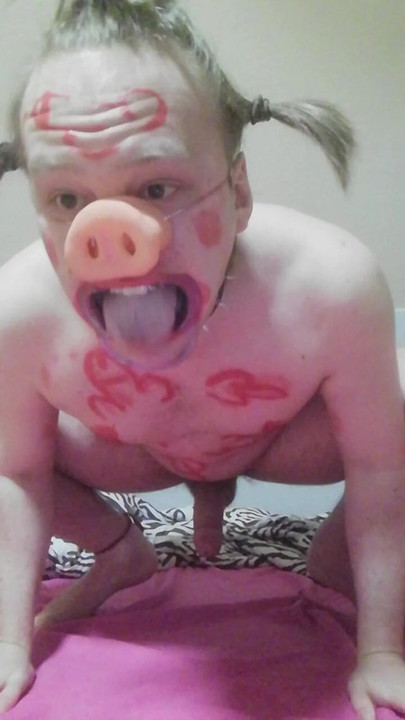 Silly boy lets himself be humiliated 1