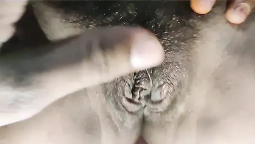 Desi girlfriend ko hotel le jake bhot choda last me uspe sperm nikala village girl desi sex