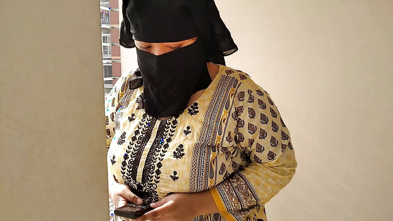 Трахнули презервативом после подписания брачных бумаг 19-летней дези