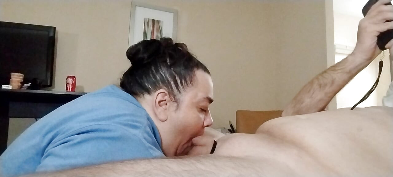 I love sucking cock