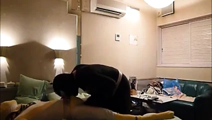 Yakalanan ve titreşen süper kahraman