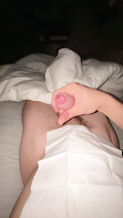 STRAIGHT GUY MASTURBATES AND SPITS OUT HIS SAUCE