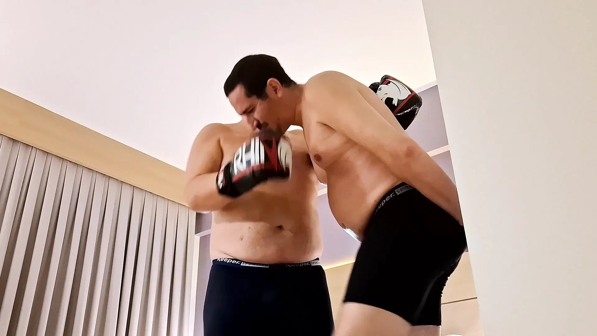 Un flic hitterboxer me donne des tripes