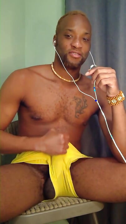 Kennie Jai Jerks off on Webcam in Sexy Shorts