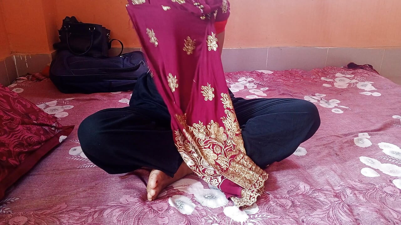 Young girl Homemade sex with Brinjal