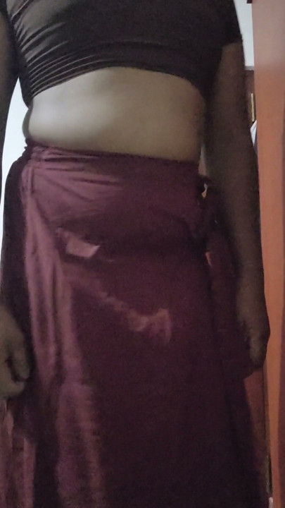 Sri Lankan Sissy Girl Ash Perera Showing Her Body | Clip 1