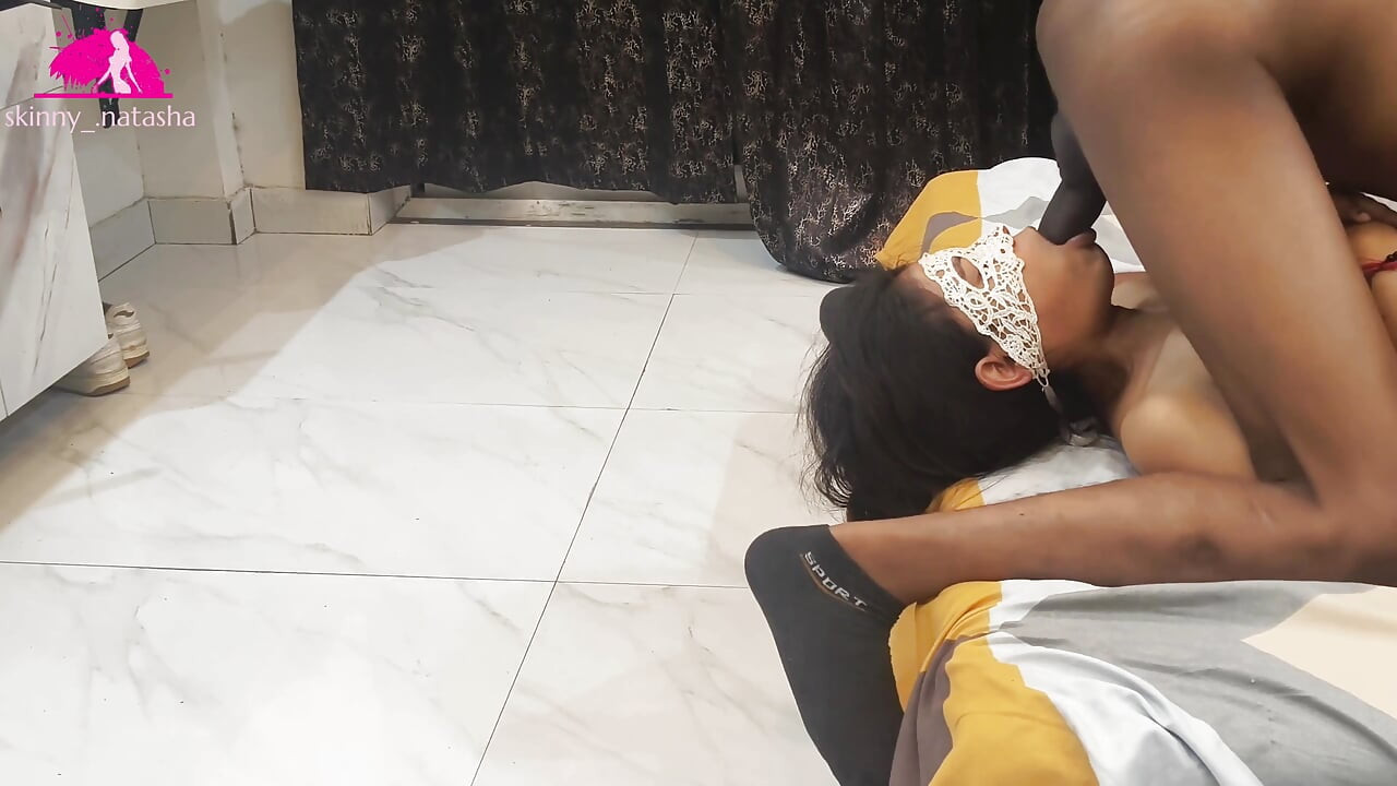 Passionate Indian Couple Doing Extreme Sloppy Blowjob Until Cum in Mouth