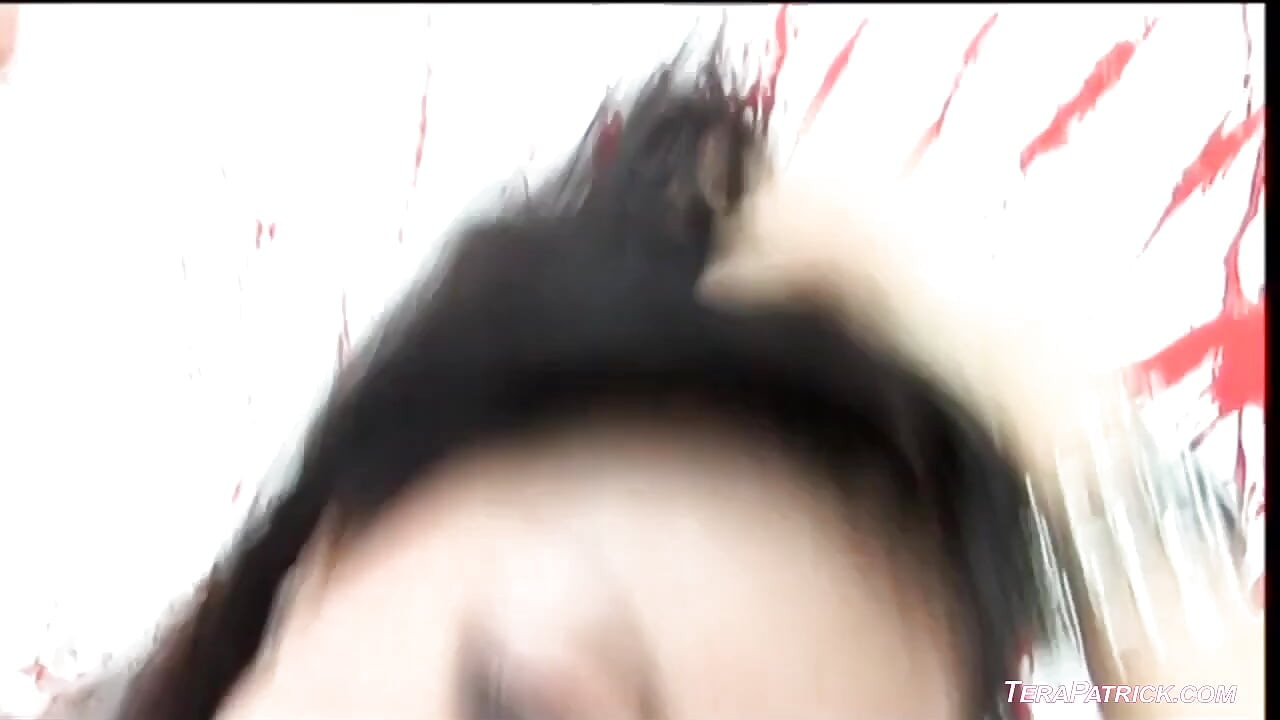 Gorąca Azjatka Lucy Lee bierze walenie we wszystkie dziury z DP