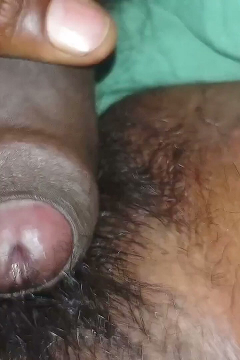 The Brother-in-law Thrust His Cock Into the Gujarati Sister-in-law's Pussy.