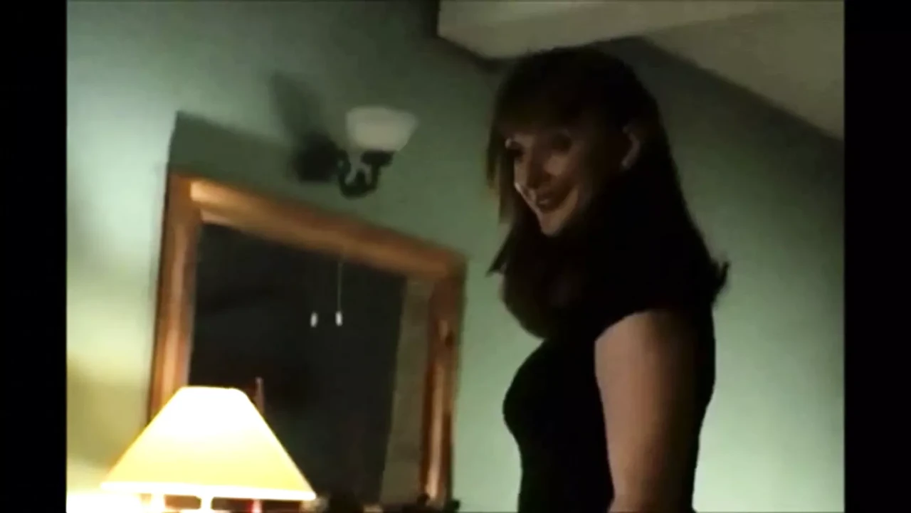 English lady and cuckold