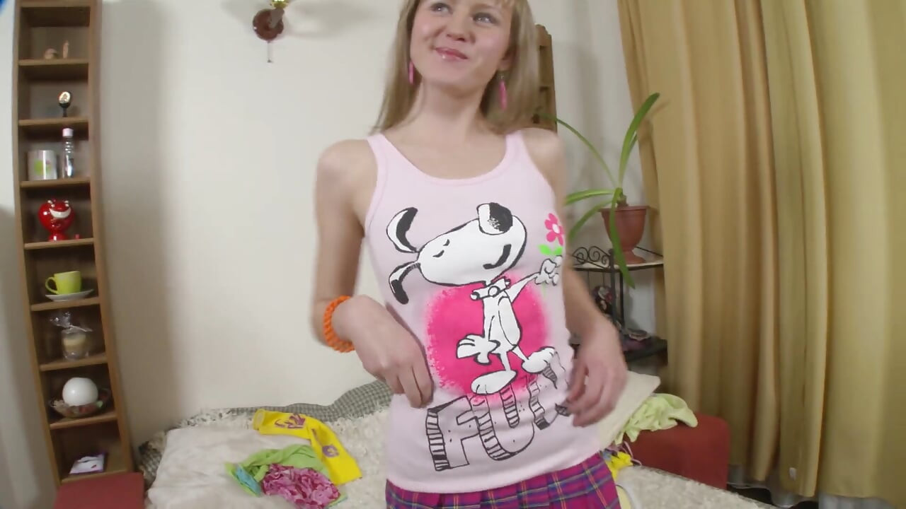 Hey, u sweet teen?! Give me your ass and I'll show u the real fun