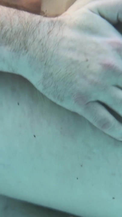 Debaixo d'água ao ar livre piscina sexo com cabelos longos ruiva Rapunzel MILF | Clipe 1
