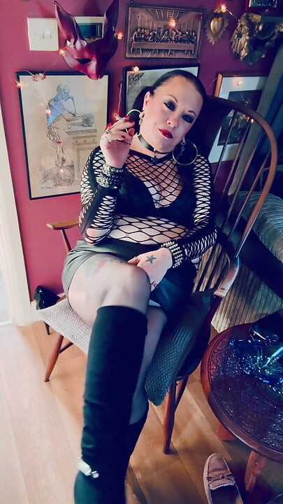 A Glimpse Of My Pussy Lips As Tina Snua Smokes A Cigarette In Boots - Smoking Goth Slut