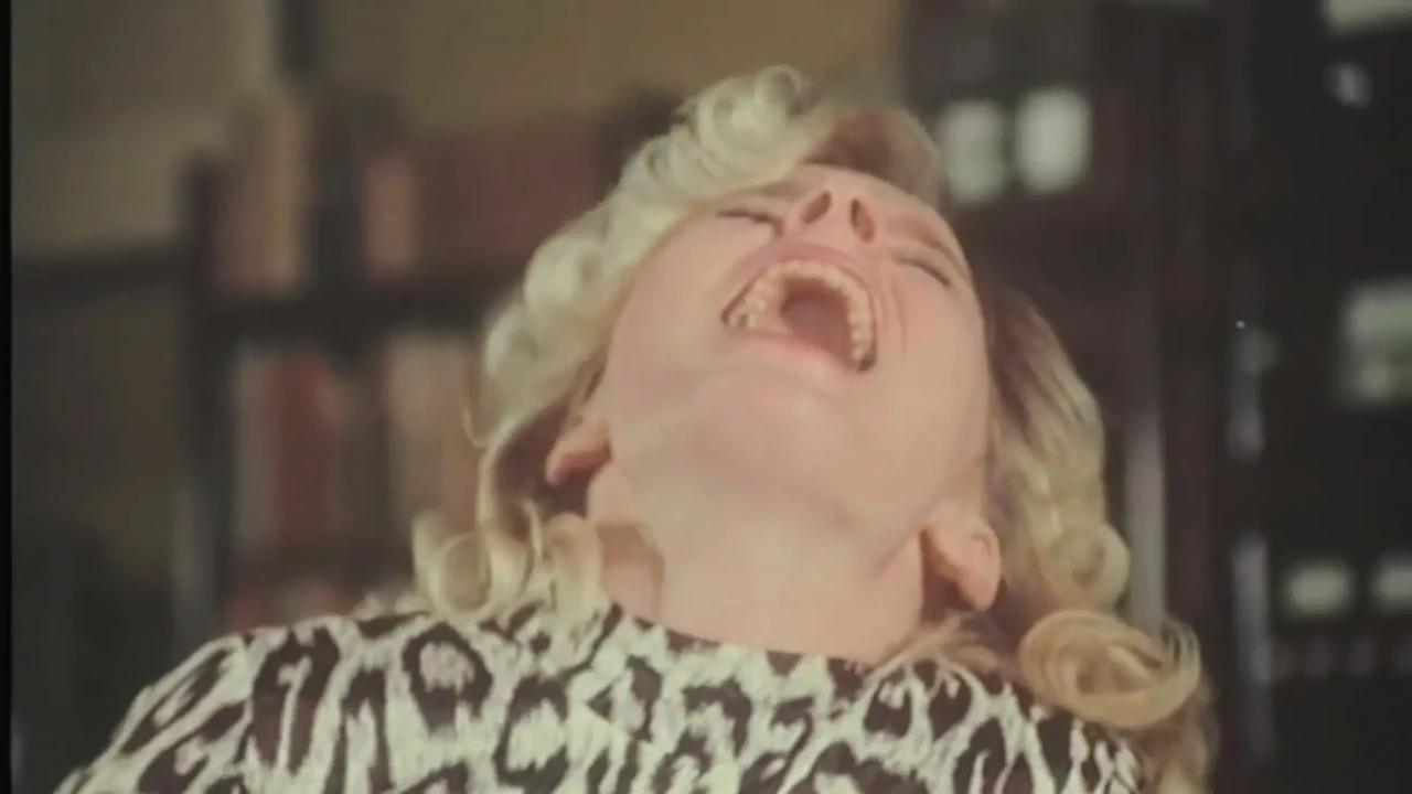 The Psychologist Made Me Masturbate in Front of Her, and I Was Cured.