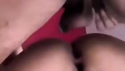 Ich ficke meine beste freundin bei ihr zu hause