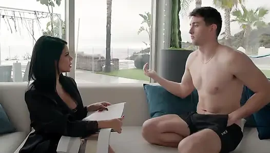 I Went to My Best Friend's House but I Was Greeted by His stepmother in Lingerie - Kesha Ortega