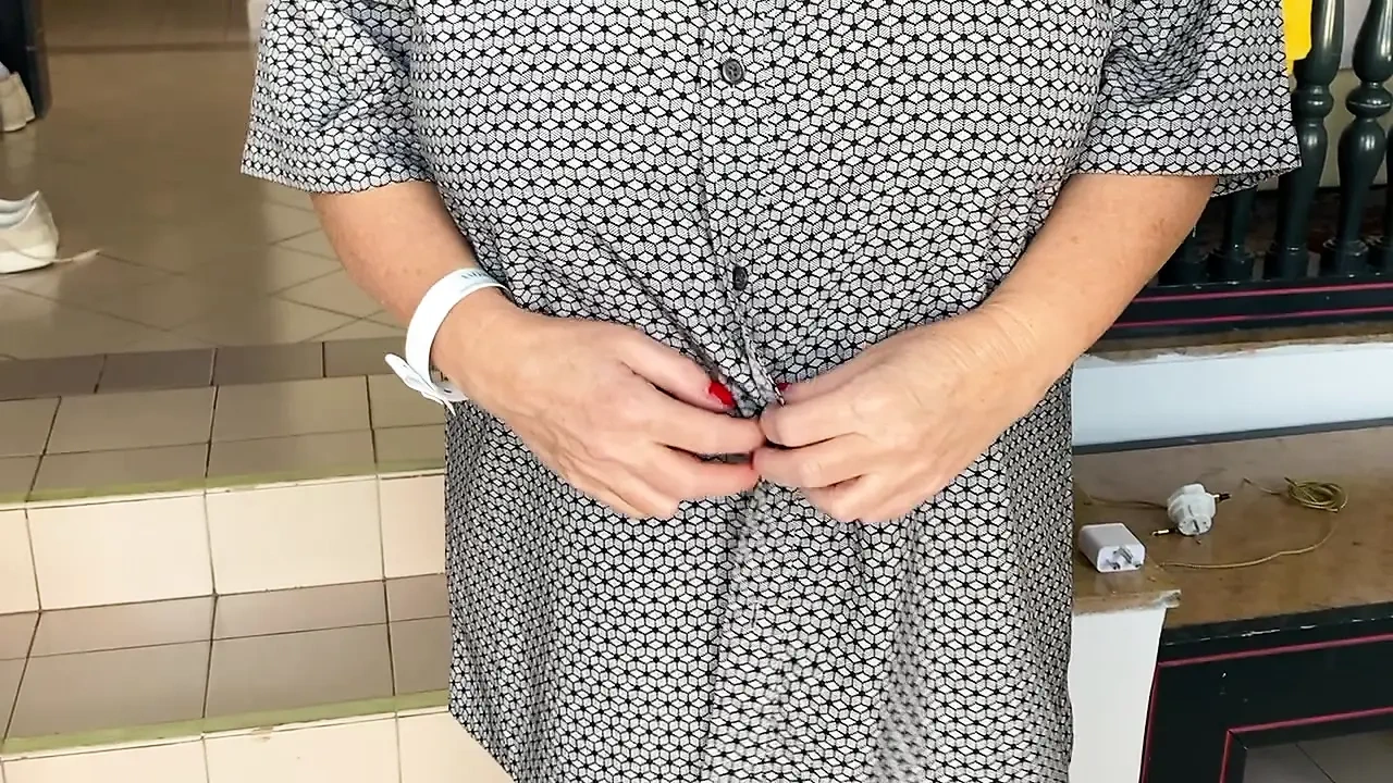 Aunty Sandra in Her Amazing Oc Girdle