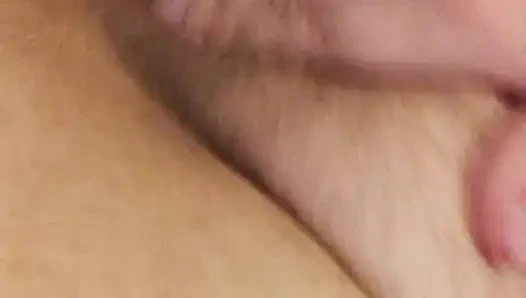 Große Brustwarzen mit großen
