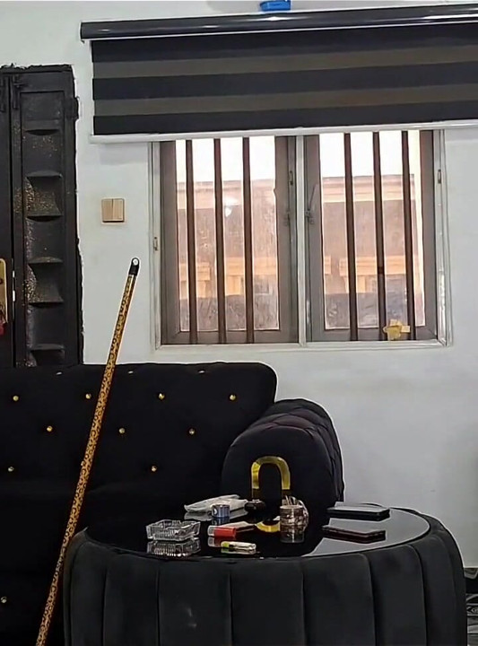 胖屁股黑人熟女清洁裸体