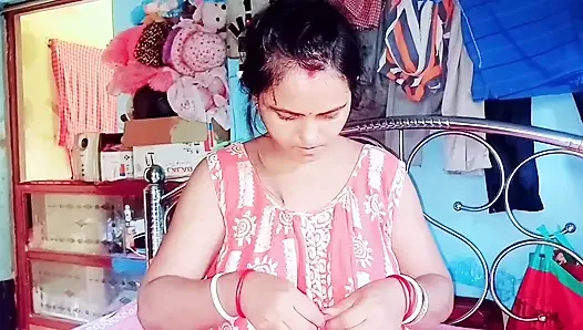Komal's girlfriend sat on brother-in-law's clothes and started screaming, brother-in-law, you want to see your penis