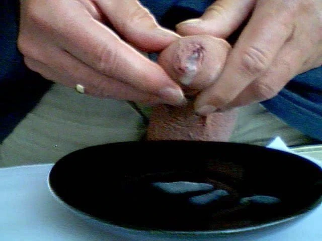 ejaculation on plate