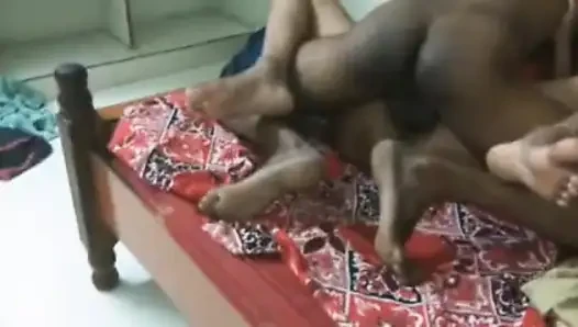 Kocam beni domaltarak sikiyor