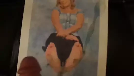 Sarışın gilf'in ayaklarına cum haraç