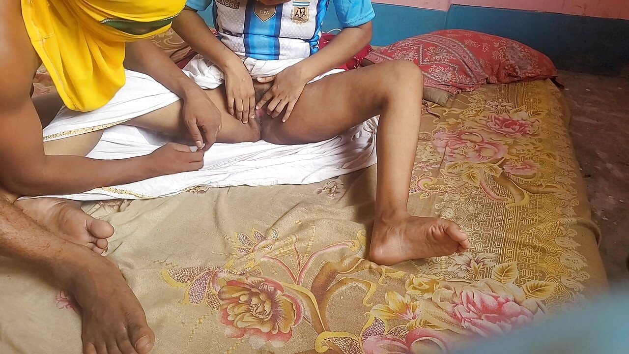 Viral video of a sexy Bangladeshi Argentina supporter wearing a dhoti