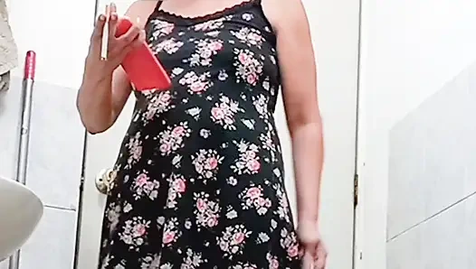 HOT CUTE HAIRY PUSSY WIFE SHOWS OFF WITHOUT PANTIES