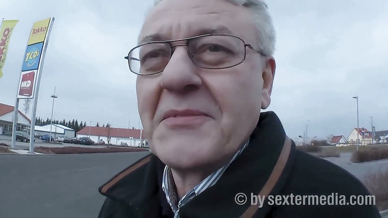 Grandpa Fucks and Pisses Blonde Three-hole Mre