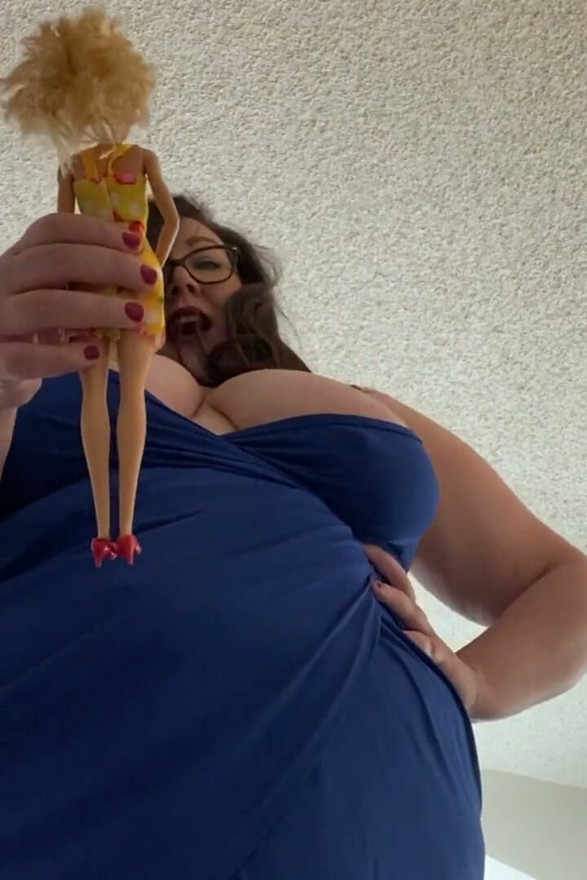 Shrinking my messy roommate