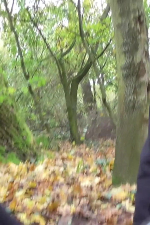 Zavallı köle adamla ayakkabı ibadeti