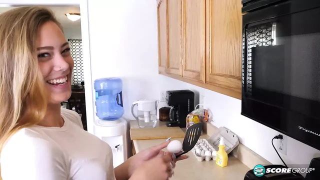 College student Avery smiles as she spreads her hairless