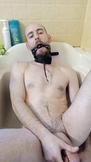 Felt a little subby in the tub (Johnny's play time)