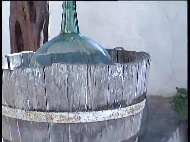 熟女は彼女の夫を喜ばせる
