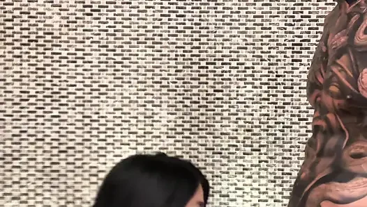 Sara retali ngentot chris diamond di kamar mandi hotel