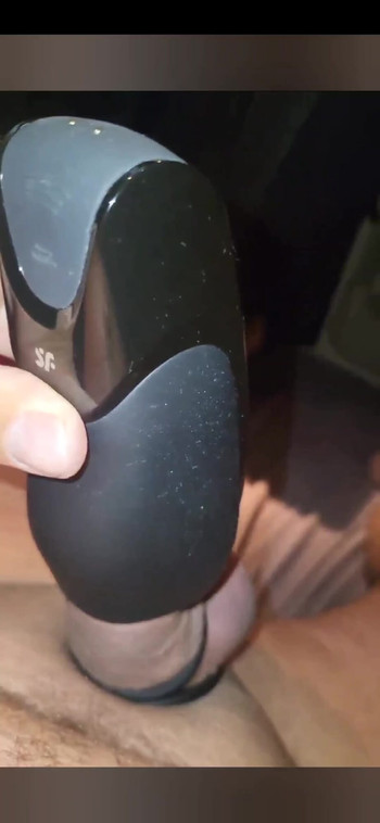 Cumshot mastrubator