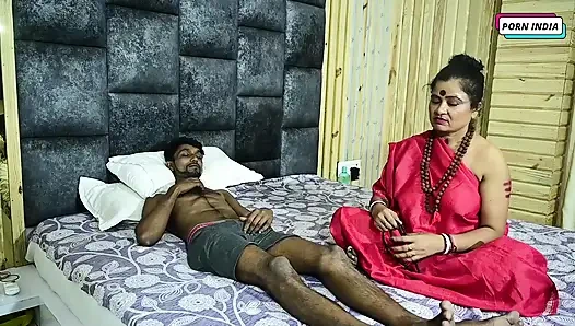 Schönes mädchen mit hardcore-romantischem sex