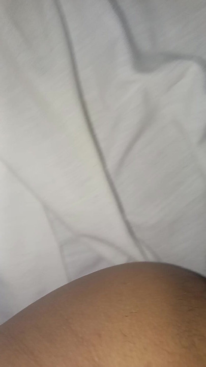 Add me, I'm from Sinaloa, I'm new, support me on the page, I'm 31 years old, I'm well