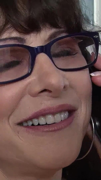 Čelist-pádný okamžik z "Zralá manželka Roxanne Hall v mezirasovém podvádění šukání s velkým černým ptákem"