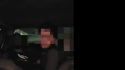 Bir erkek buldum, aldatılmış adamın önünde beni seviştirdi