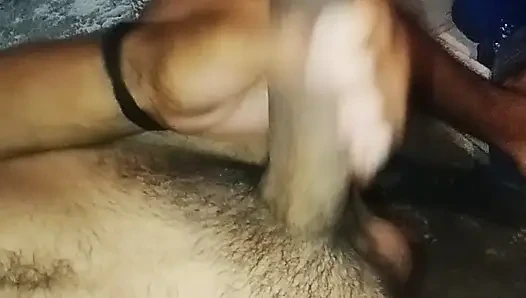 Bu seksi yaramaz adamın muhteşem porrongası.