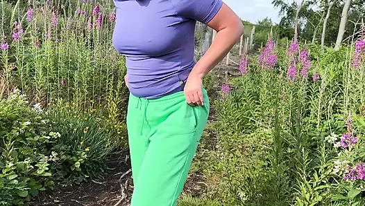 Girl can't gold her pee and pissing again outdoor, compilation