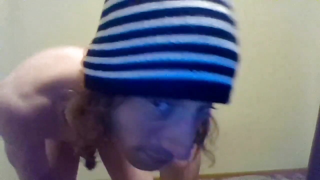 Transgirl Shaving Her Asscheeks and Puckerhole