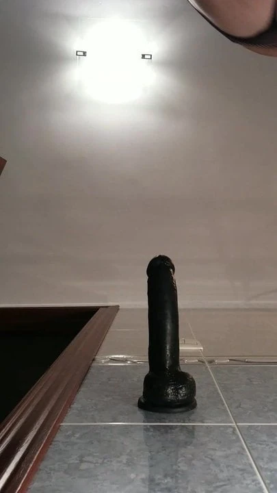 My favorite dildo makes me cum