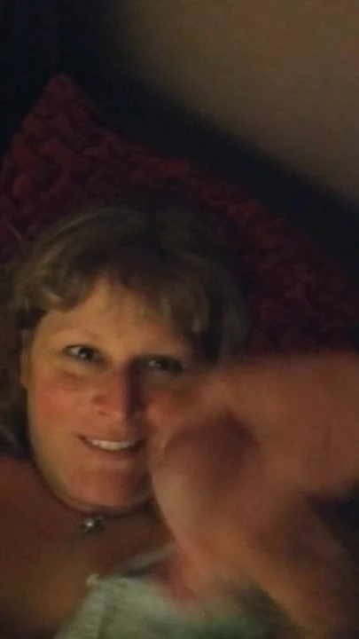 Horny Slut takes a facial