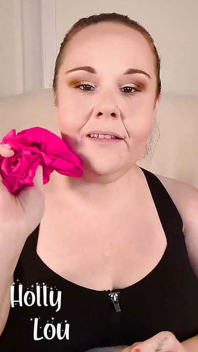 Żona wysyła twoje sissy pragnienia do Mistress Holly na odpowiednie szkolenie sissy