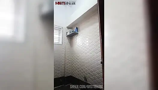 Chudai со стариком в ванной с южной в ванной